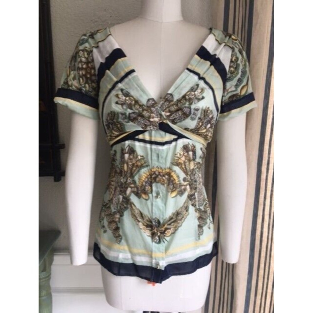 EUC GUCCI Blue Sea Shell Scarf Print Shirt Wrap Front Top 44 / 8
